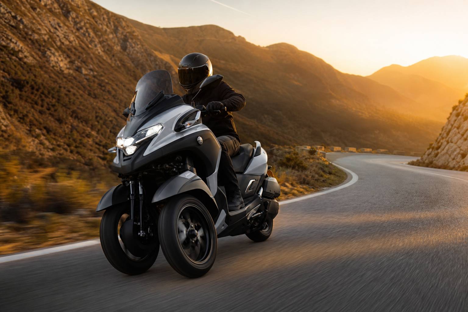 Vue d'ensemble sur Yamaha Tricity 300 : la révolution 2020